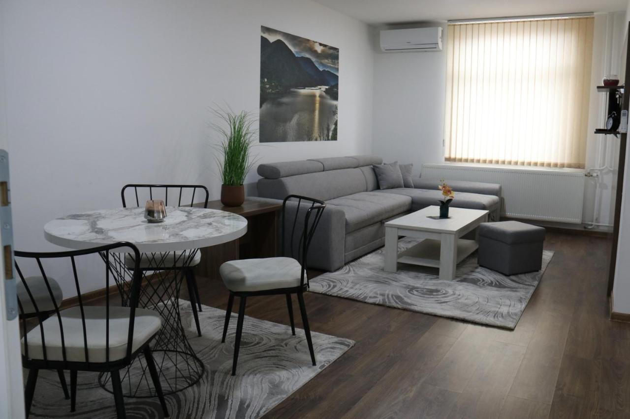Royal City Apartments ไยเซ ภายนอก รูปภาพ